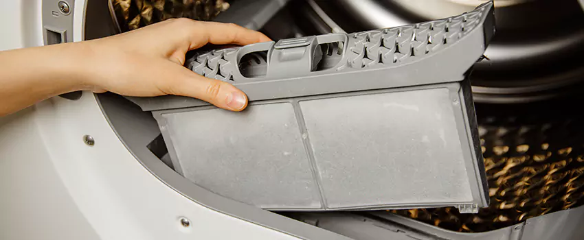 Signs Of A Clogged Dryer Lint Trap in Welland, Ontario